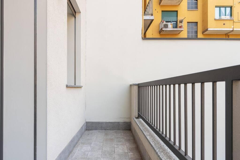 Appartement Kaizen House - Bilocale De Angeli à Milan Extérieur photo
